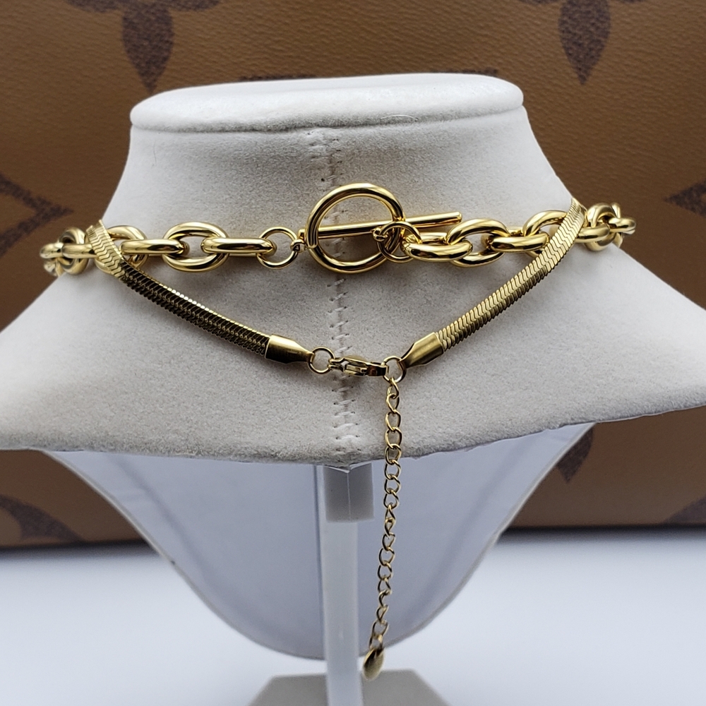 18k Gold Plated Stainless Steel Chain W/ Authentic Louis Vuitton Padlock Pendant - Picture 6 of 15
